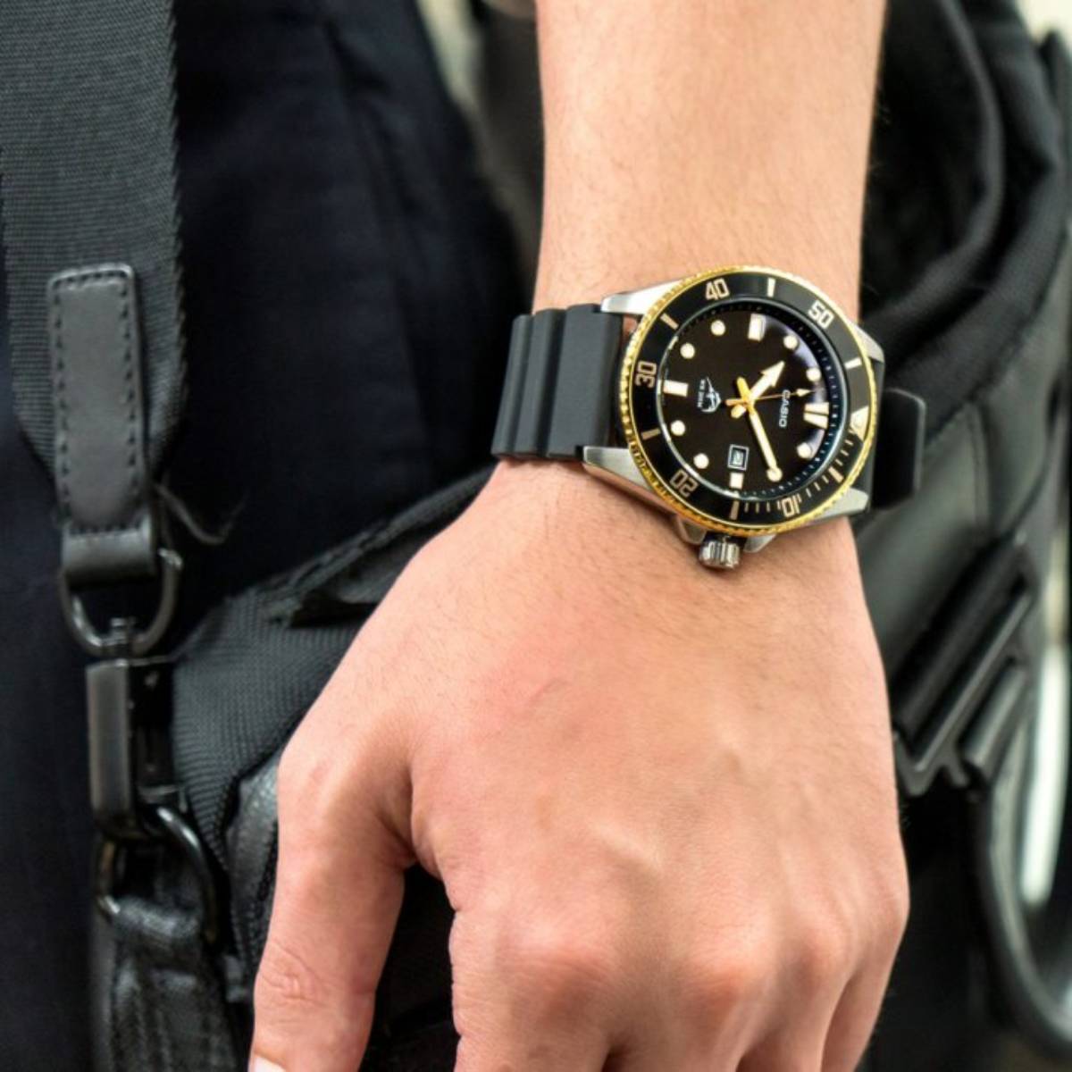 Casio MDV106 mérete