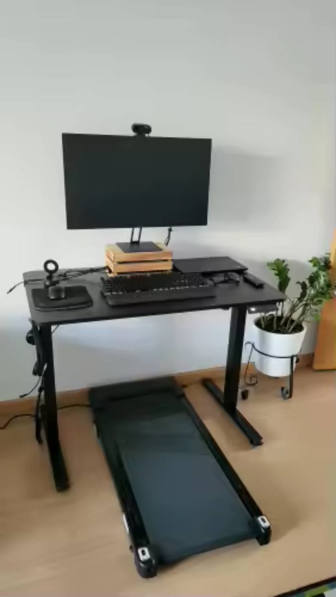Devoko ülő / álló asztal aktív futópaddal