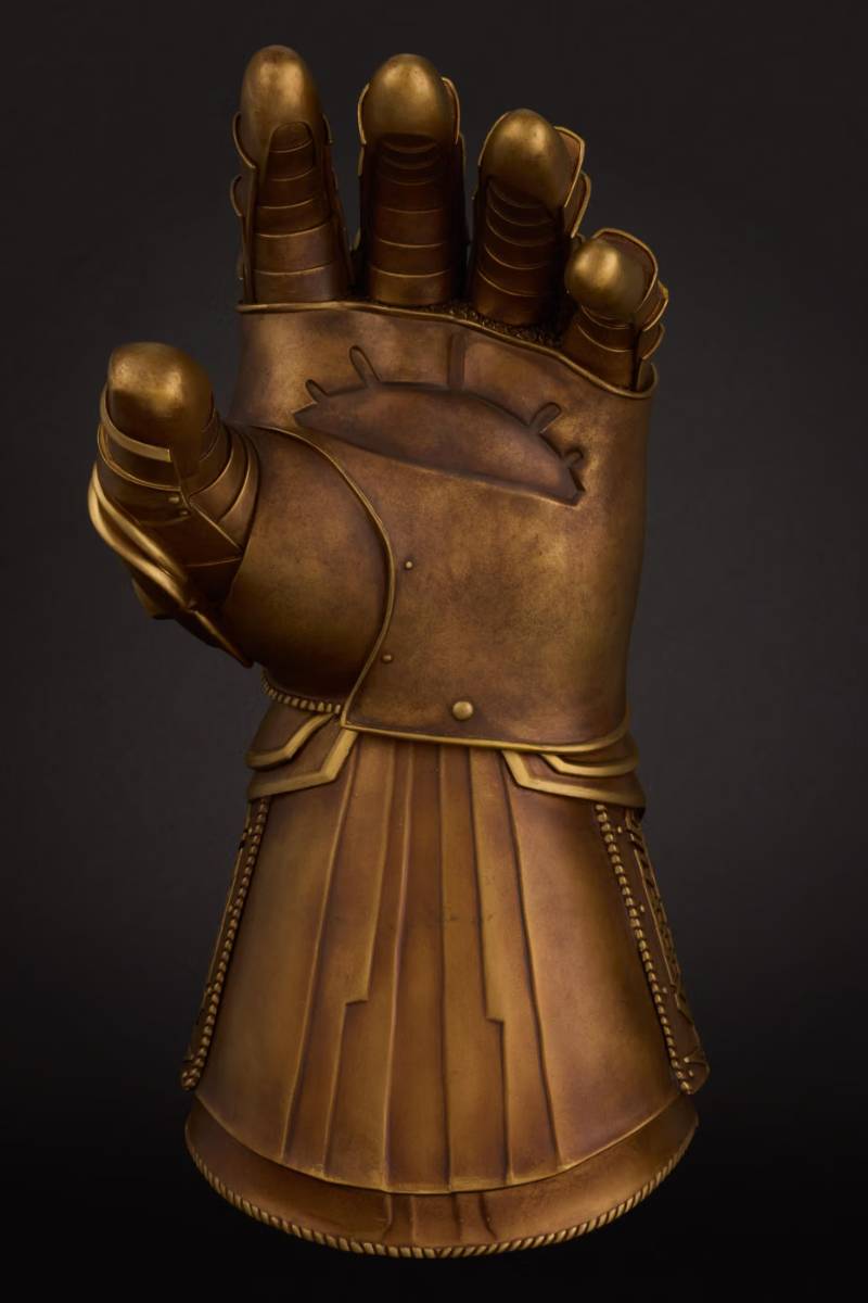 Infinity Gauntlet tenyere