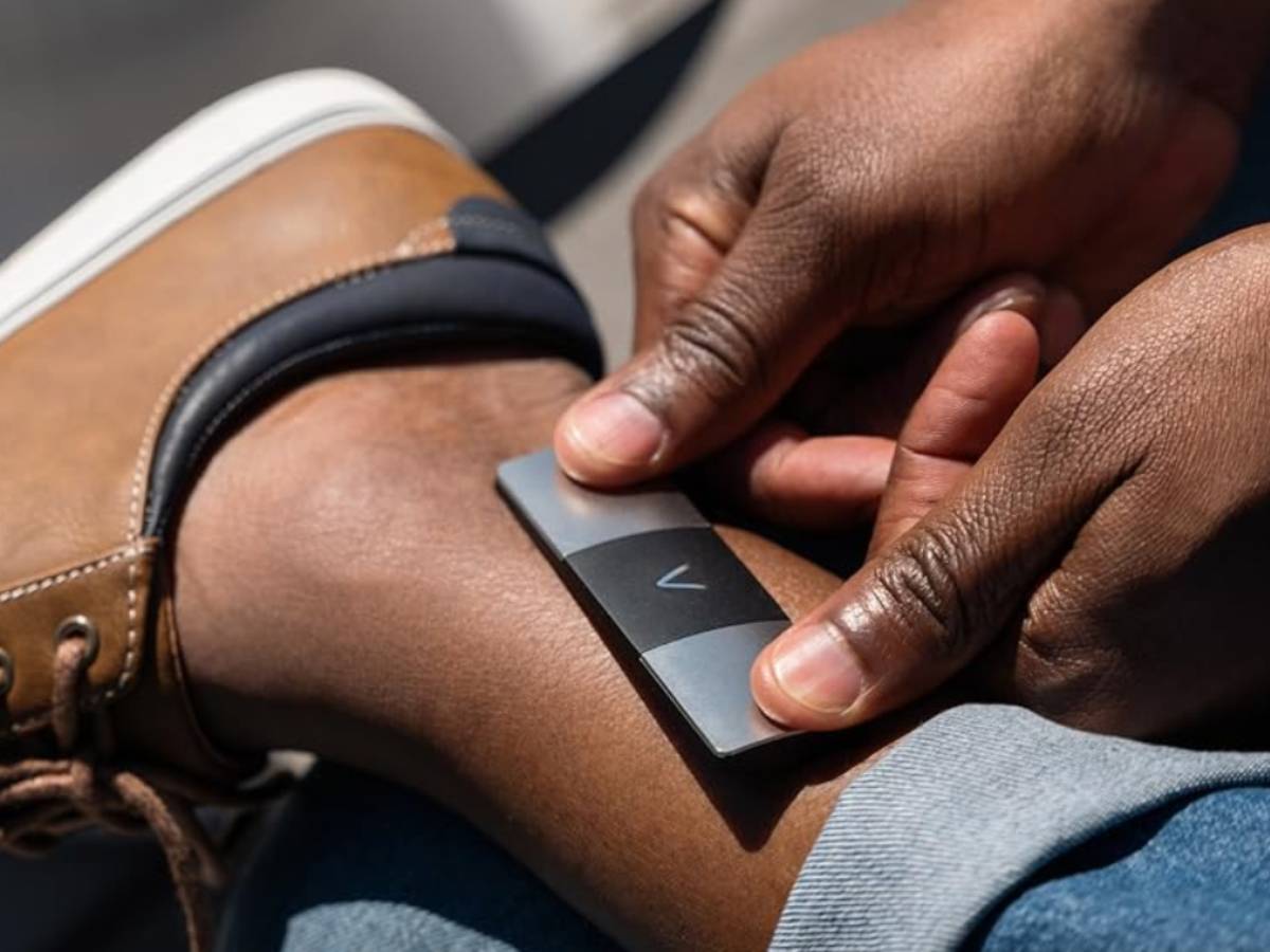KardiaMobile 6L hordozható EKG használata