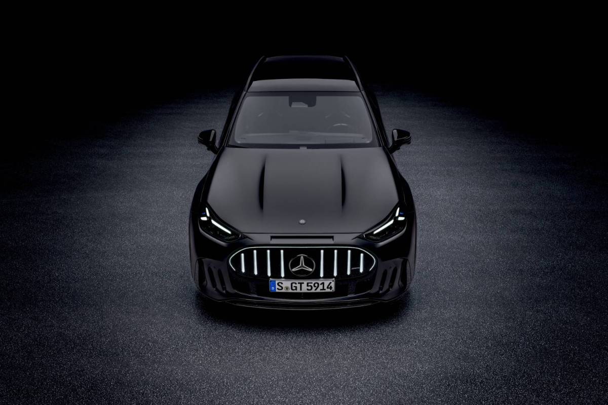 Mercedes-AMG GT SUV teteje