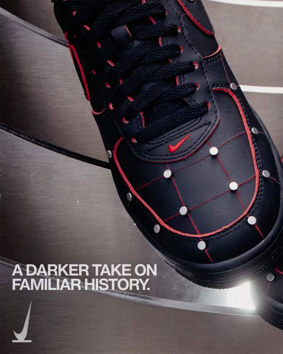 Nike Air Force 1 ’01 “Nightmare” közelről