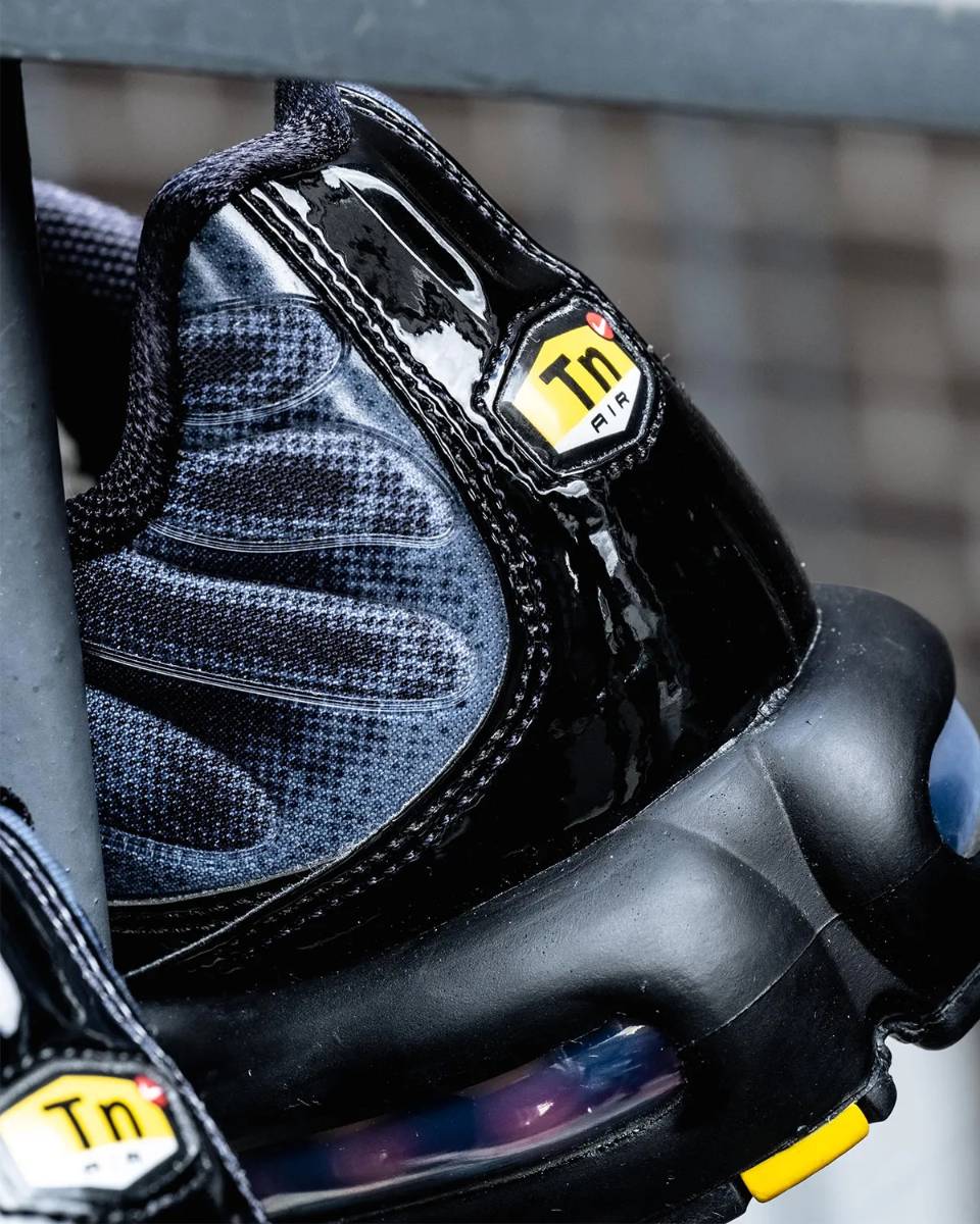 Nike Air Max Plus Black/Cool Grey sarka