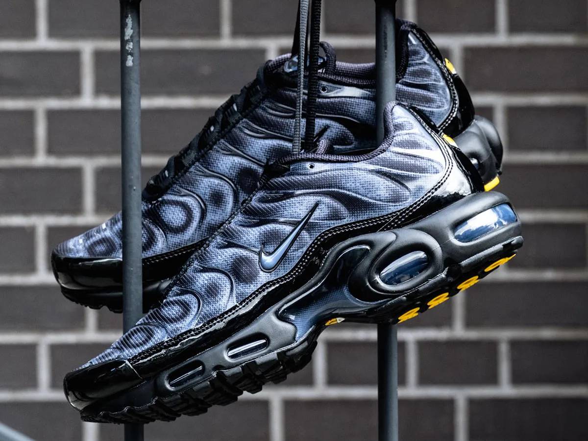 Nike Air Max Plus Black/Cool Grey