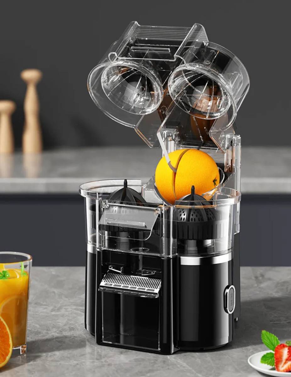 Novulife akkumulátoros citrusprés működés közben