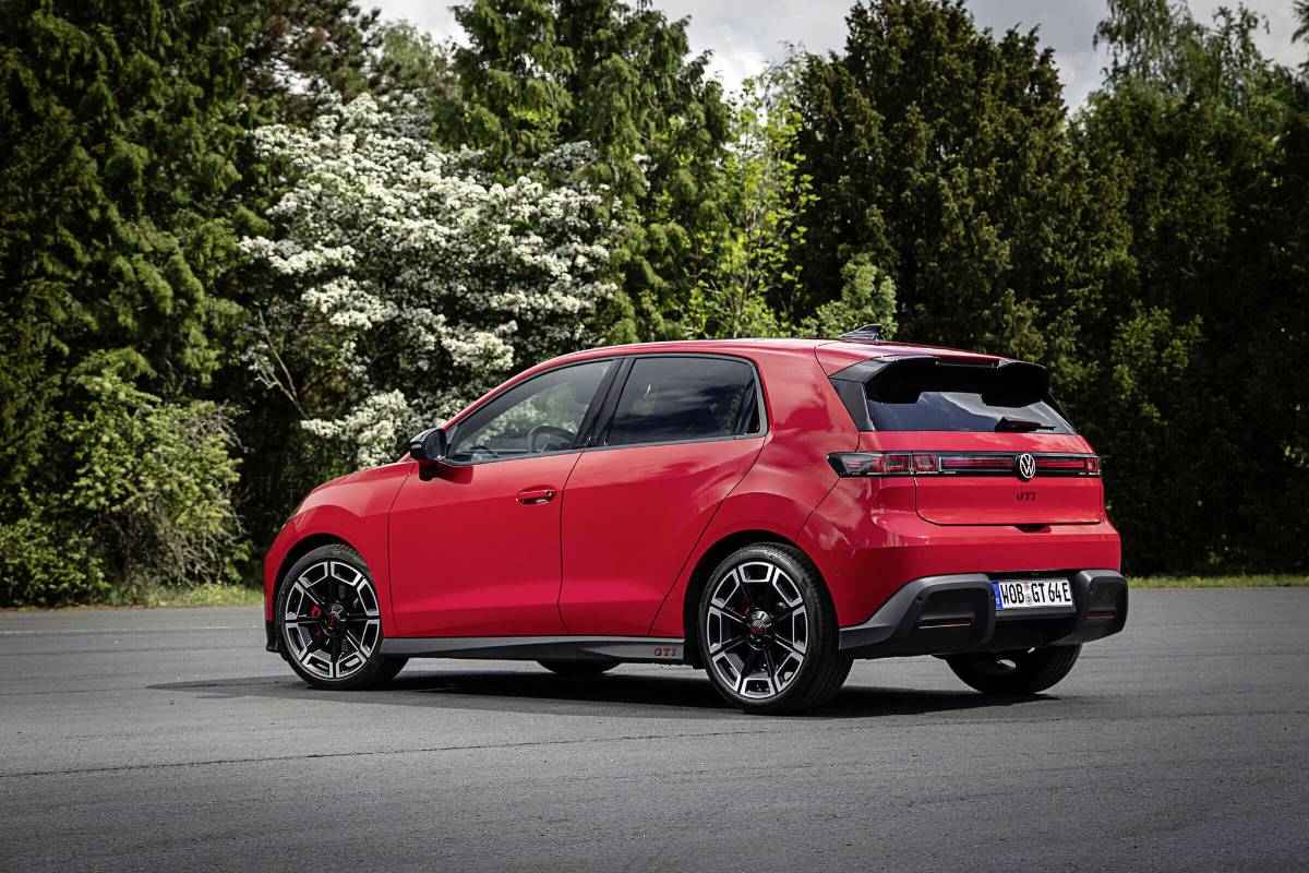 Volkswagen ID. Polo GTI oldalról