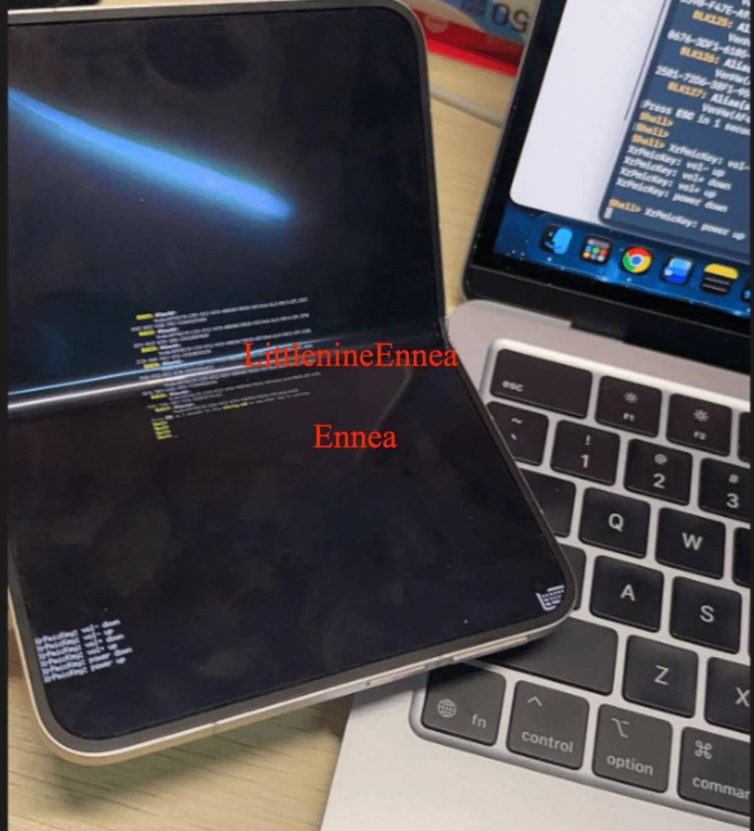 Xiaomi 18 Fold-on Windows